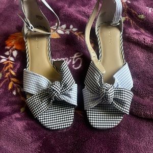Ann Taylor Lili Gingham Knot Sandals